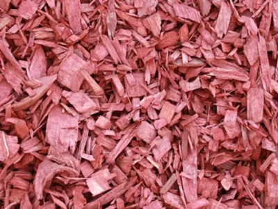 red woodchips